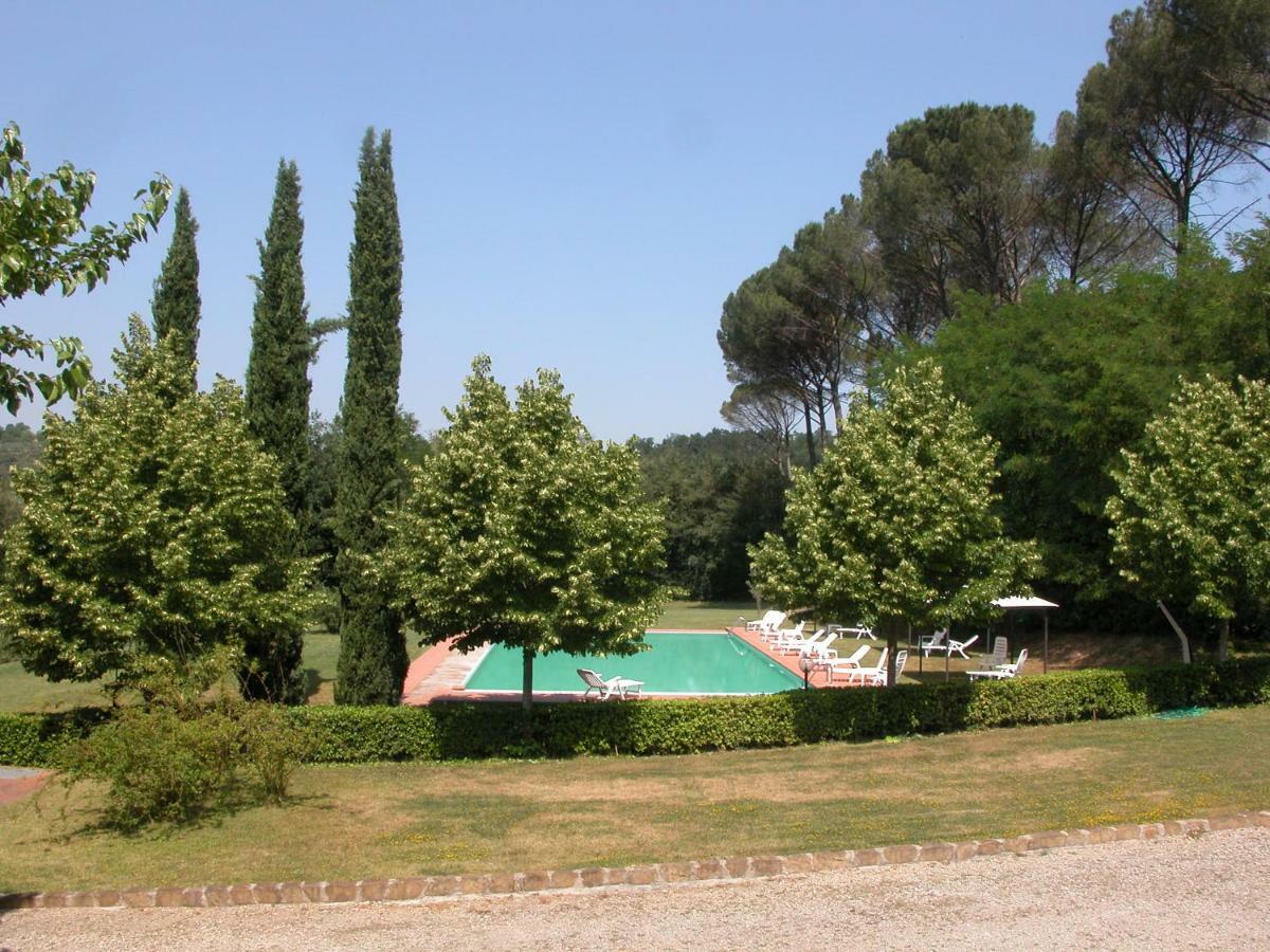 Appartamenti Avanella A 150 Mt Dalla Piscina 150 Mt From Swimming Pool チェルタルド エクステリア 写真